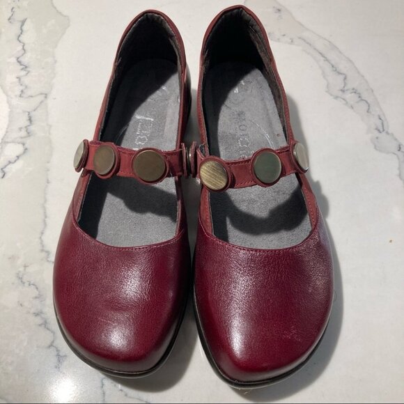 NAOT Sz 37 L6 Mary Jane with Metal Embellishments Velcro Closure Sandals Flats - Picture 2 of 13